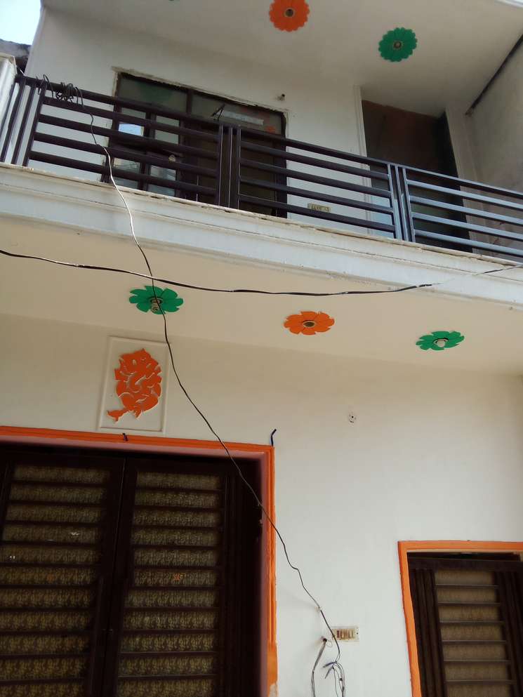 3 Bedroom 50 Sq.Yd. Independent House in Bharat Colony Faridabad