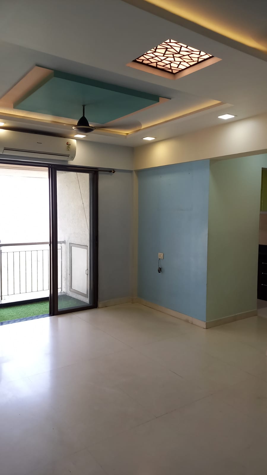 Rental 2 Bedroom 771 Sq.Ft. Apartment in Lodha Splendora, Ghodbunder