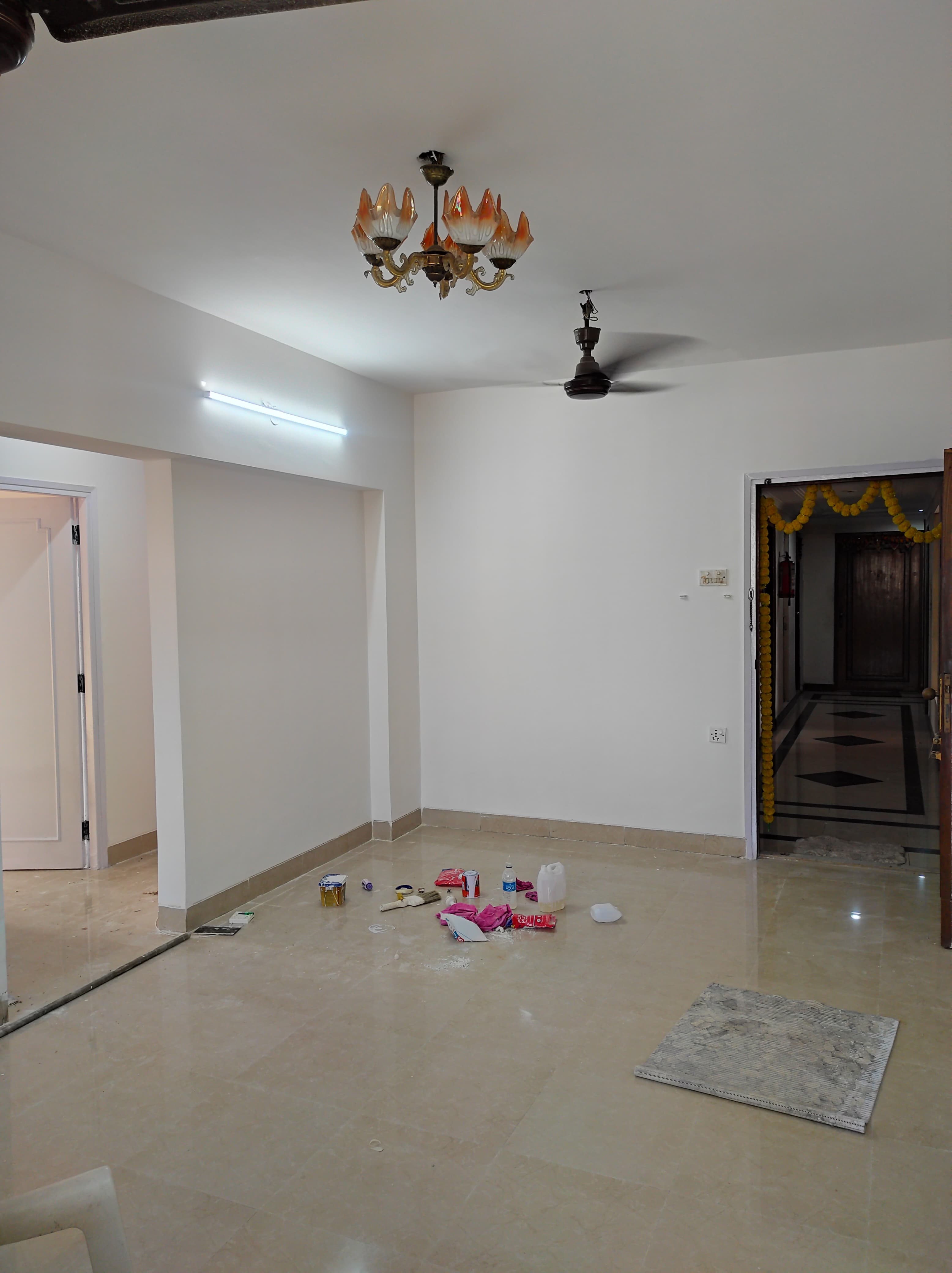 Rental 3 Bedroom 1100 Sq.Ft. Apartment in Lokhandwala Whispering Palms, Kandivali East Mumbai