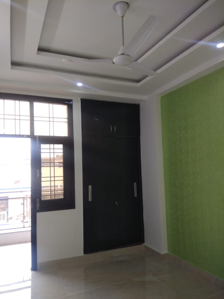 Rental 2 Bedroom 1150 Sq.Ft. Apartment in Vasu Fortune Residency, Raj