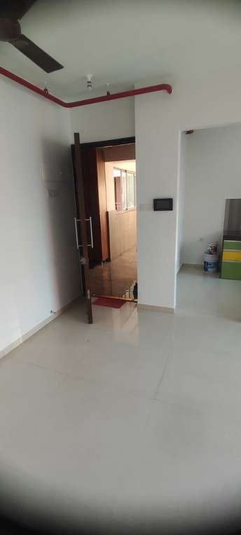 1.5 BHK Apartment For Rent in Kalpataru Sunrise Grande Kolshet Road Thane 6194363