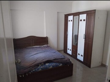 Master Bedroom in 2.5 BHK Apartment at Kumar Kul Utsav, Kondhwa Budruk – for Rent