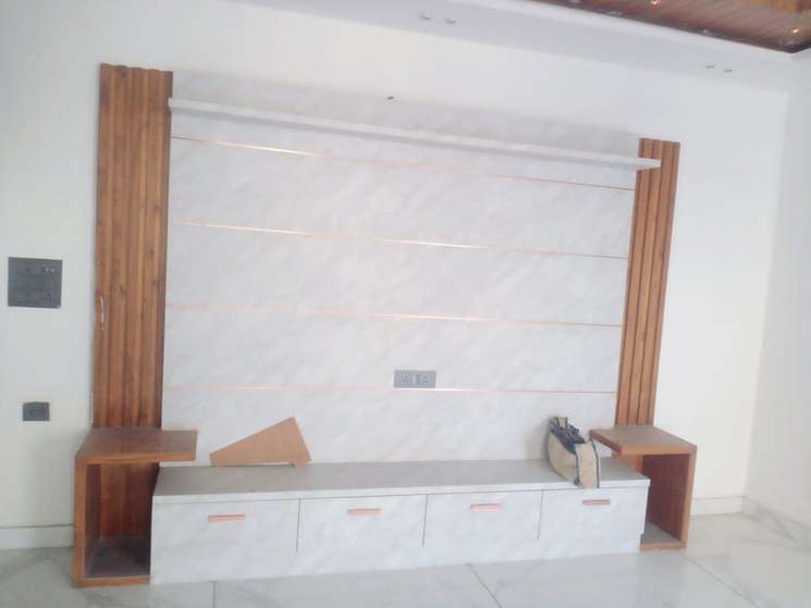 4 Bedroom 4000 Sq.Ft. Builder Floor in Green Fields Colony Faridabad