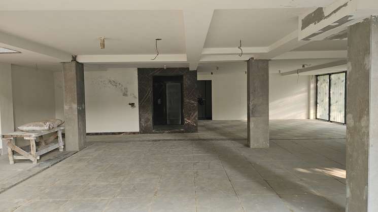 4 Bedroom 300 Sq.Yd. Builder Floor in Suncity Gurgaon