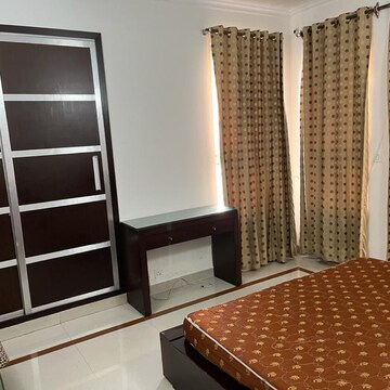 Bedroom in 3 BHK Apartment at Orchid Petals, Sector 49 – for Rent