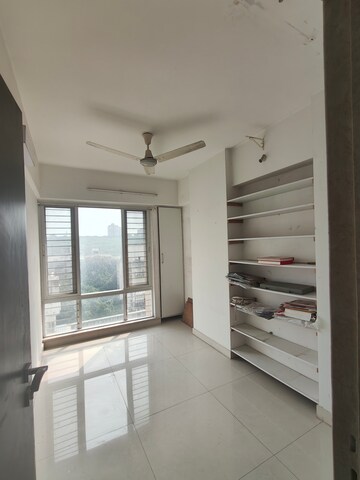 Room in 2.5 BHK Apartment at Ahura The Latitude, Nibm – for Rent