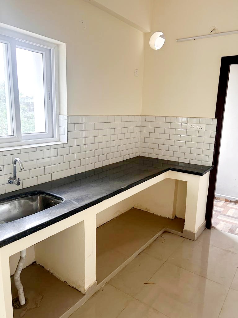 Rental 3 Bedroom 1450 Sq.Ft. Apartment in Gajuwaka Vizag 6203793