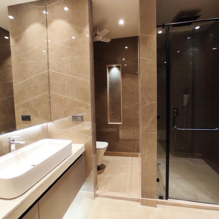 Bathroom, sector 27 4 Bedroom 3200 Sq.Ft. Builder Floor In Sector 27 Gurgaon 6204342