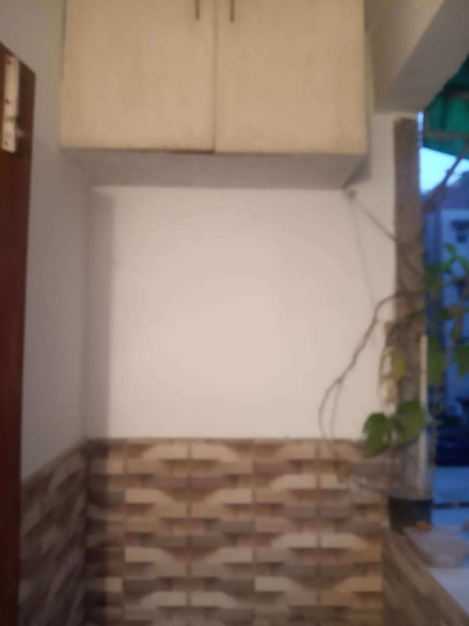 Rental 1 RK 220 Sq.Ft. Apartment in Paryatan Vihar Vasundhara Enclave