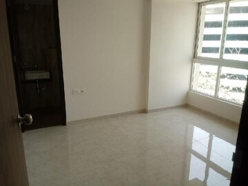 Room in 1 BHK Apartment at Pride Larkins Nest, Ghodbunder Road – for Sale