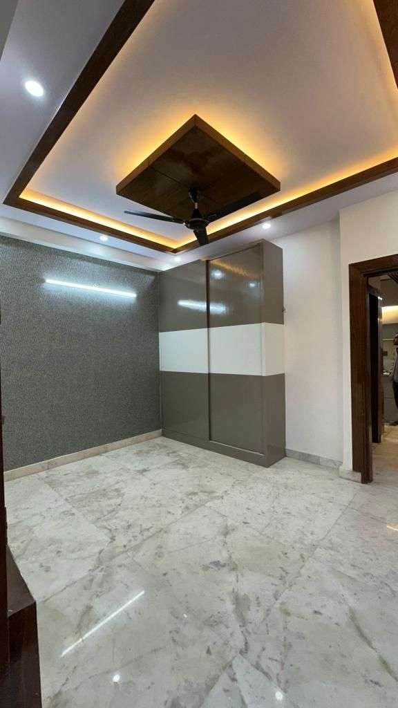 3 Bedroom 1450 Sq.Ft. Builder Floor in Vaishali Sector 1 Ghaziabad