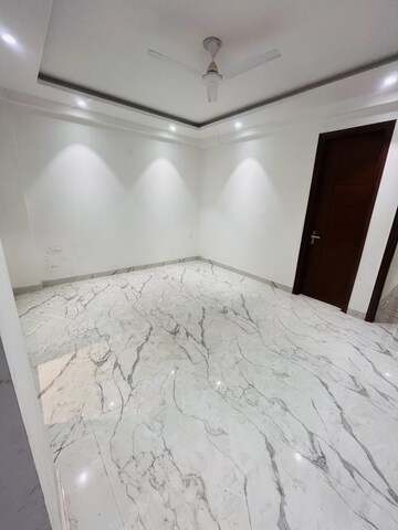 Bedroom in 3 BHK Builder Floor at Chattarpur – for Sale
