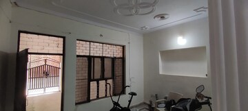 Master Bedroom in 2 BHK Builder Floor at Dwarka Mor – for Rent