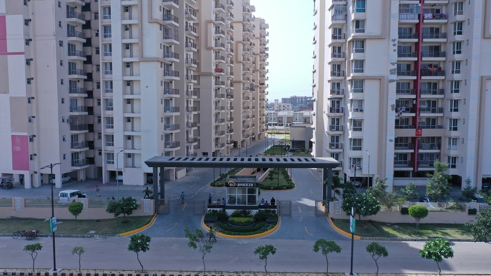 2 BHK Apartment For Resale in BBD Green City Sun Breeze II Gomti Nagar Lucknow  6216153