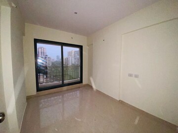 Room in 2 BHK Apartment at Thakurli – for Rent