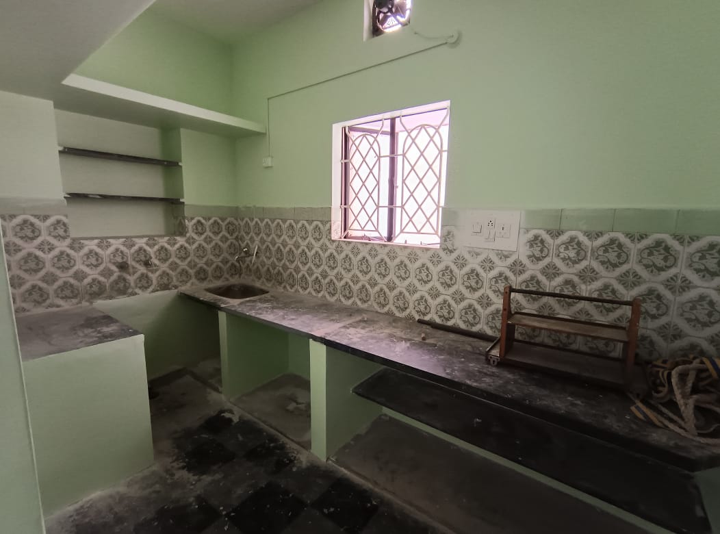 Rental 2 Bedroom 1050 Sq.Ft. Independent House in Thyagaraja Nagar