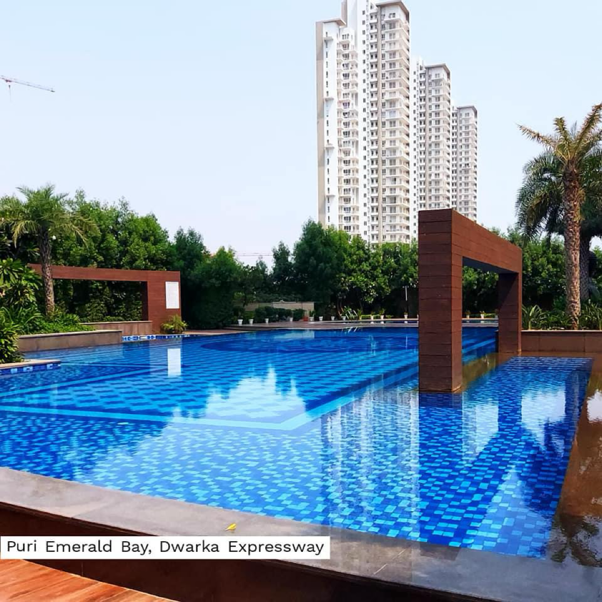 Rental 2 Bedroom 1700 Sq.Ft. Apartment in Puri Emerald Bay, Sector 104