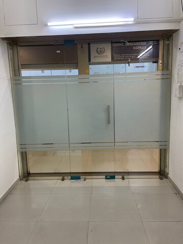 Furnished Amenities in  Office Space at Rustomjee Eaze Zone Mall, Malad West – for Rent