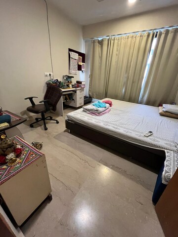 Master Bedroom in 3 BHK Apartment at Ozone The Gateway, Andheri West – for Rent