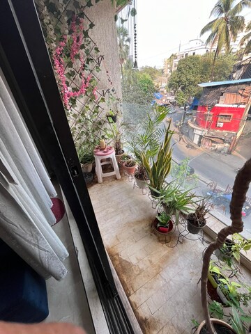 Balcony in 3 BHK Apartment at Ozone The Gateway, Andheri West – for Rent