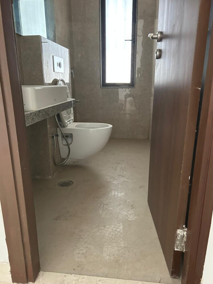 Bathroom, sunteck-city-avenue-1 2 Bedroom 905 Sq.Ft. Apartment In Goregaon West Mumbai 6222373