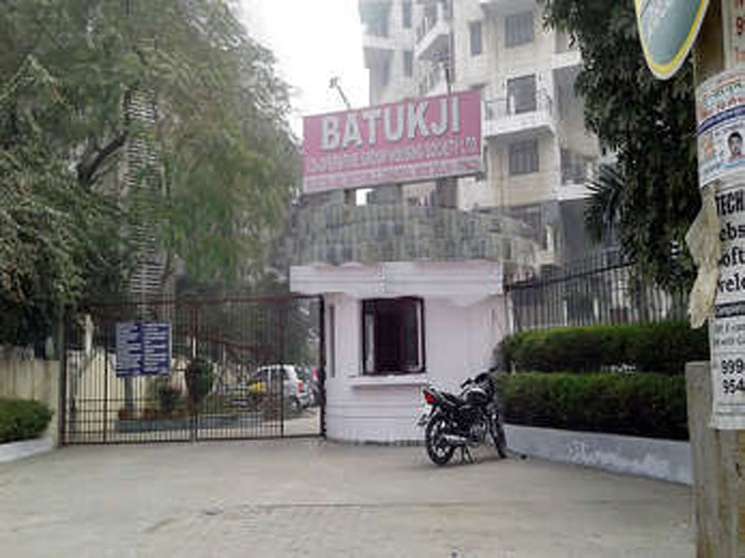 Batukji Apartments CGHS