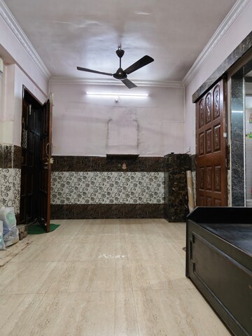 2 BHK Apartment For Rent in Juhu