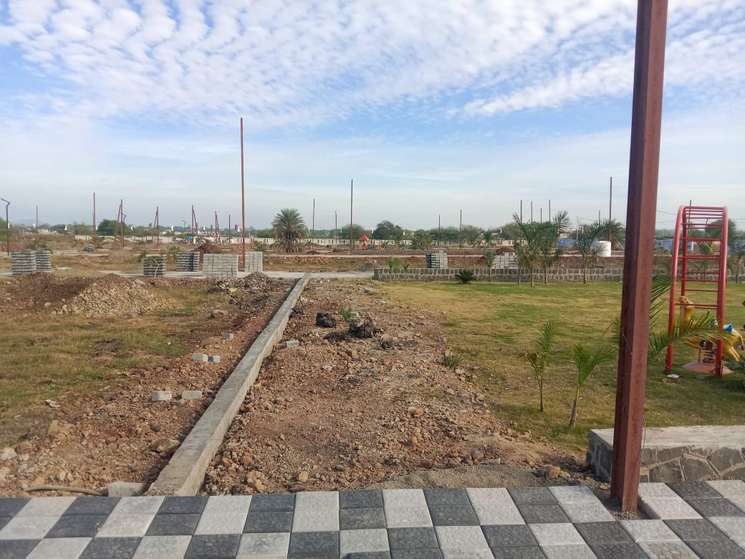 800 Sq.Yd. Plot in Pithampur Indore