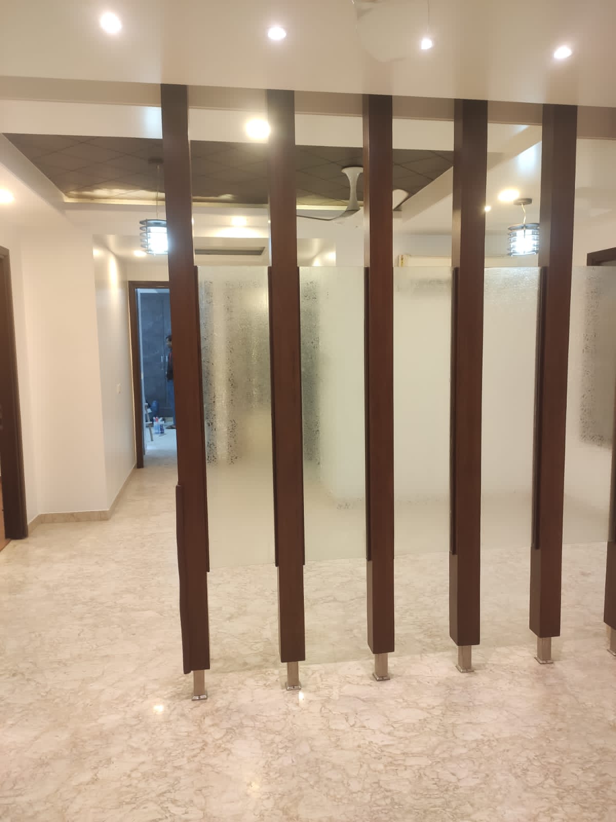 Rental 4 Bedroom 3000 Sq.Ft. Builder Floor in Geetanjali Enclave Delhi