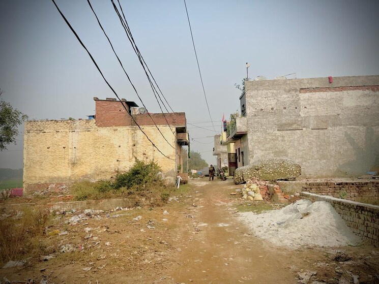 Nearby, neharpar  50 Sq.Yd. Plot In Neharpar Faridabad 6236492