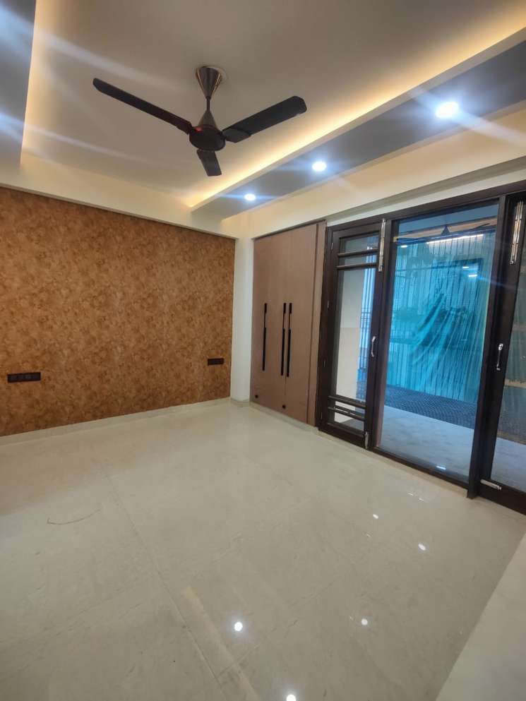 3 Bedroom 232 Sq.Yd. Builder Floor in Mayfield Garden Gurgaon