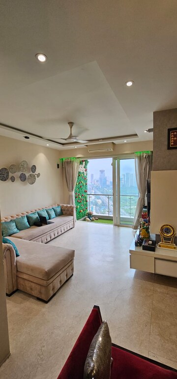 Living Room in 2 BHK Apartment at Lodha Fiorenza, Goregaon East – for Sale