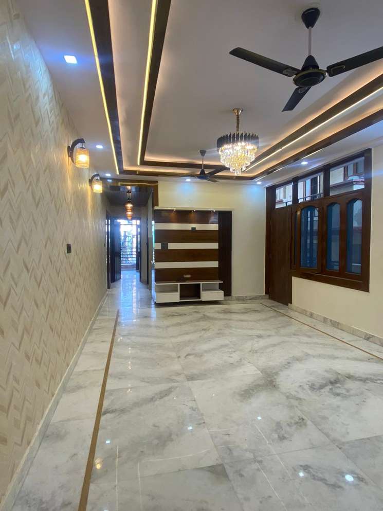 3 Bedroom 1450 Sq.Ft. Builder Floor in Vaishali Sector 1 Ghaziabad