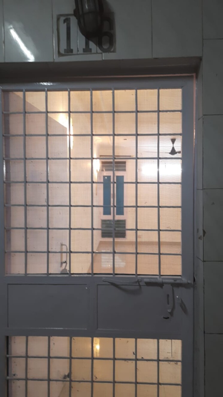 Bathroom, jalvayu-towers 3 Bedroom 1300 Sq.Ft. Apartment In Sector 56 Gurgaon 6245123