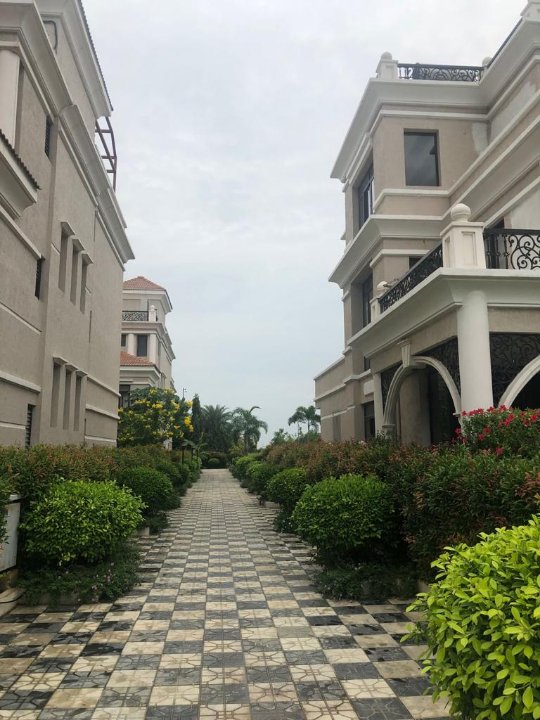 Rental 3 Bedroom 6500 Sq.Ft. Villa in Lanco Infrastructure Hanging