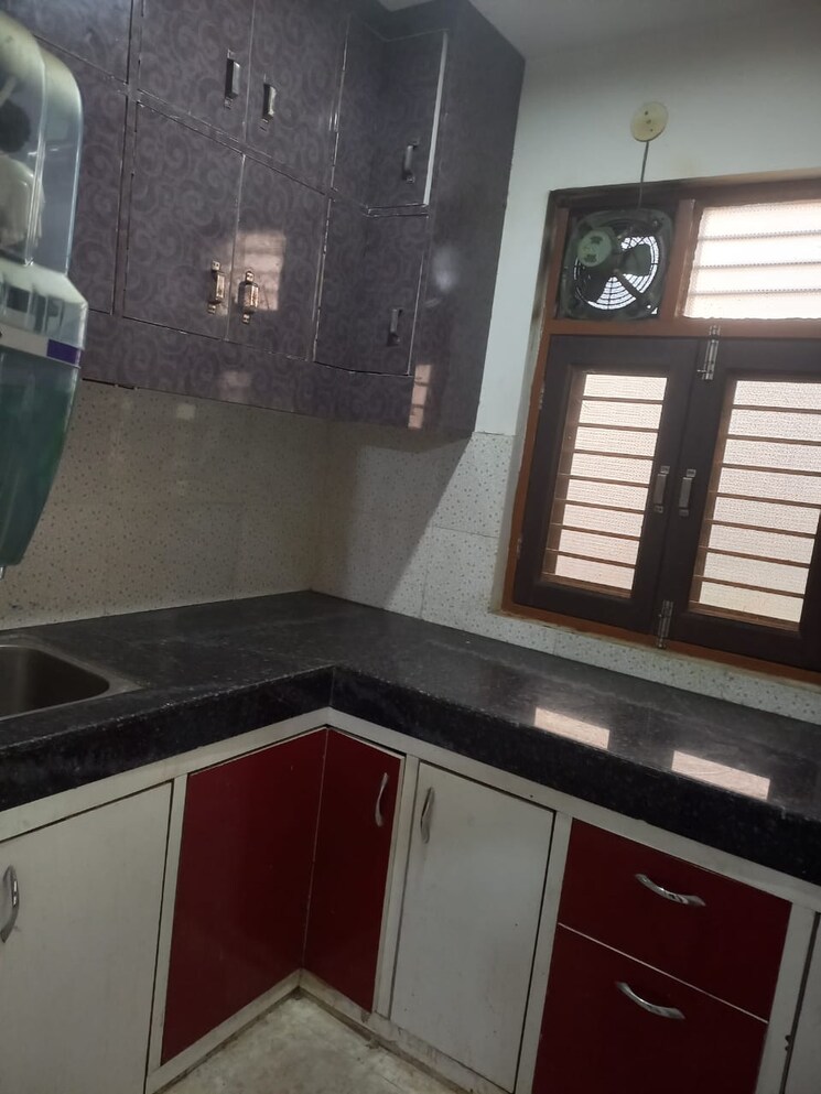 Kitchen, sector 92 2 Bedroom 1050 Sq.Ft. Builder Floor In Sector 92 Gurgaon 6248820
