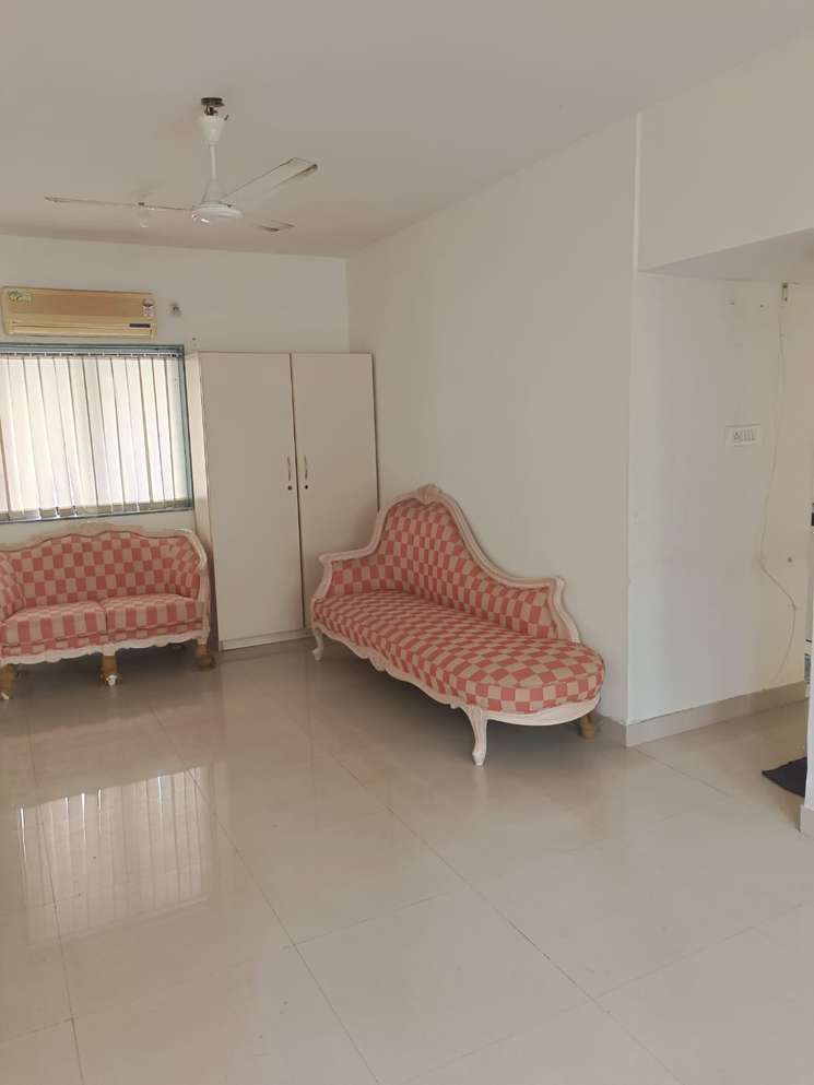 2 Bedroom 855 Sq.Ft. Apartment in Walkeshwar Mumbai