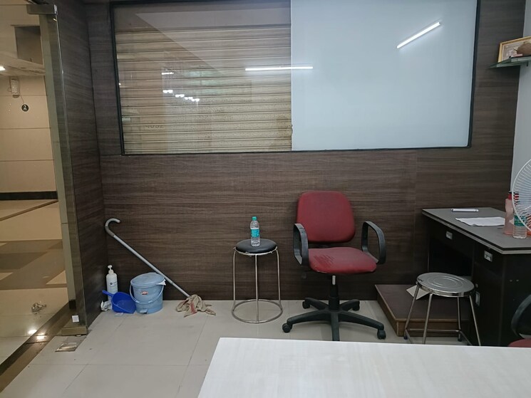 Team Area, rustomjee-eaze-zone-mall Commercial Office Space 230 Sq.Ft. In Malad West Mumbai 6250226