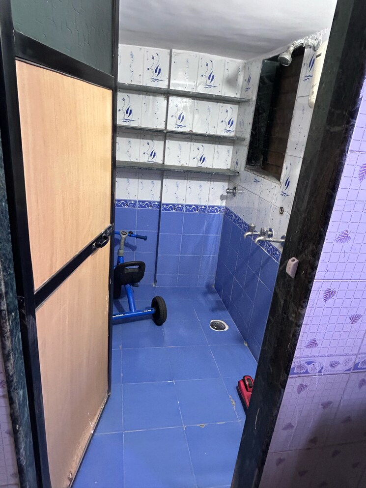 Bathroom, dhuri-complex 2 Bedroom 840 Sq.Ft. Apartment In Vasai West Mumbai 6253973