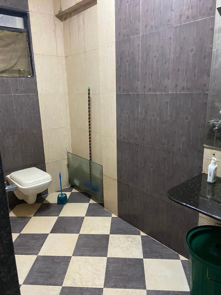 Bathroom, mohini-heights 2 Bedroom 815 Sq.Ft. Apartment In Khar West Mumbai 6255728