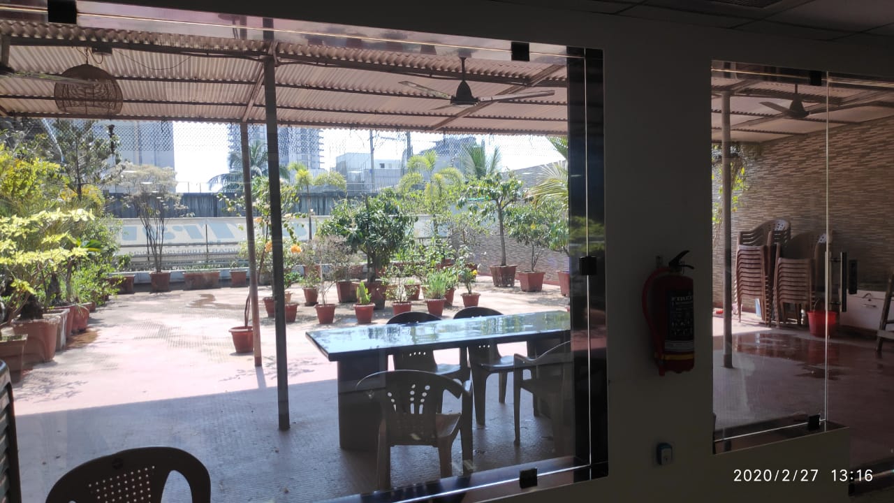Rental Commercial Office Space 3000 Sq.Ft. in Cosmos Plaza, Andheri