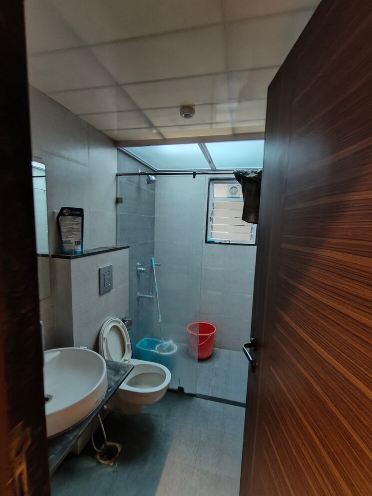 Bathroom, marvel-isola 4 Bedroom 4950 Sq.Ft. Apartment In Mohammadwadi Pune 6256915