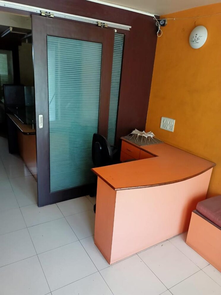 Nearby, bramha-majestic Commercial Office Space 350 Sq.Ft. In Kondhwa Pune 6260487