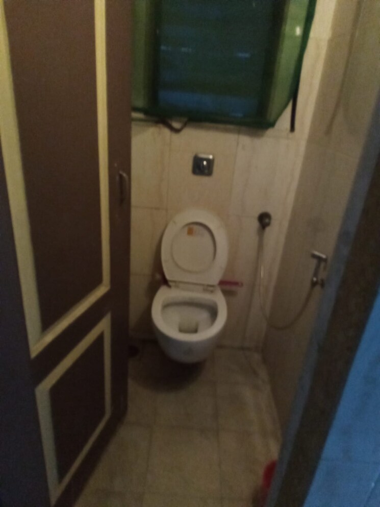 Bathroom, suyash-tower 3 Bedroom 900 Sq.Ft. Apartment In Kopar Khairane Navi Mumbai 6262106