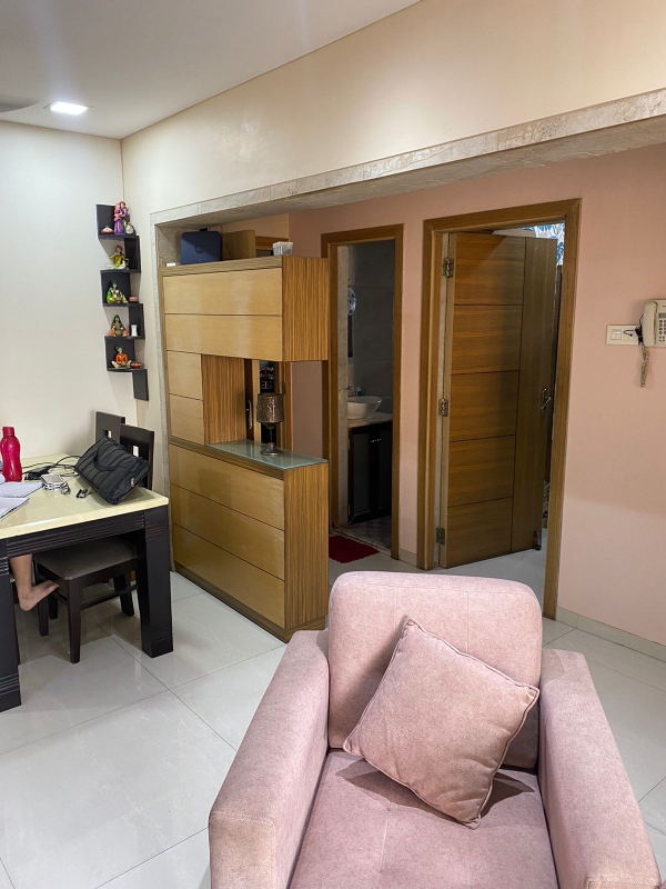 Resale 2 Bedroom 930 Sq.Ft. Apartment in Lokhandwala Whispering Palms, Kandivali East Mumbai