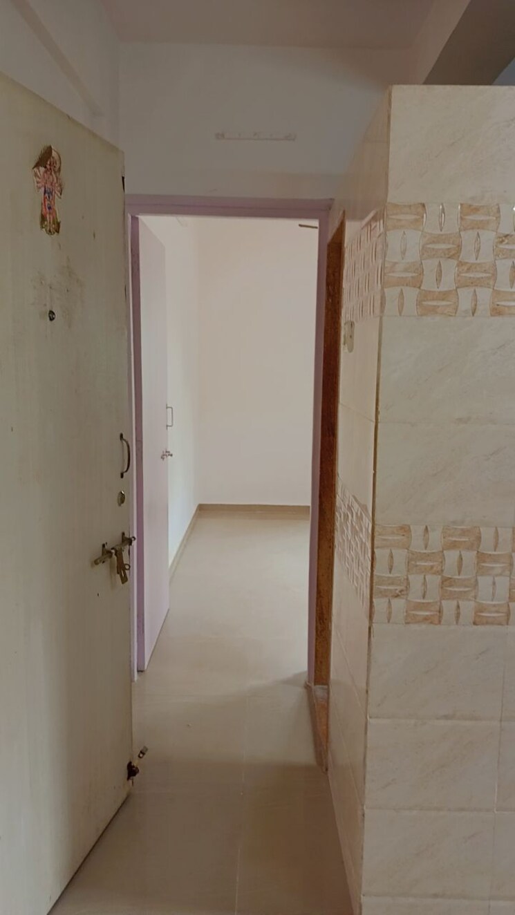 Bathroom, anant-apartments 1 Bedroom 300 Sq.Ft. Apartment In Kandivali East Mumbai 6265058