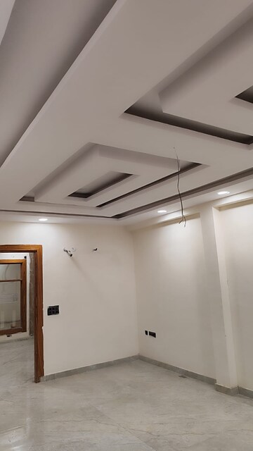 Furnished Amenities in 3 BHK Builder Floor at Fidato Honour Homes, Sector 89 – for Sale