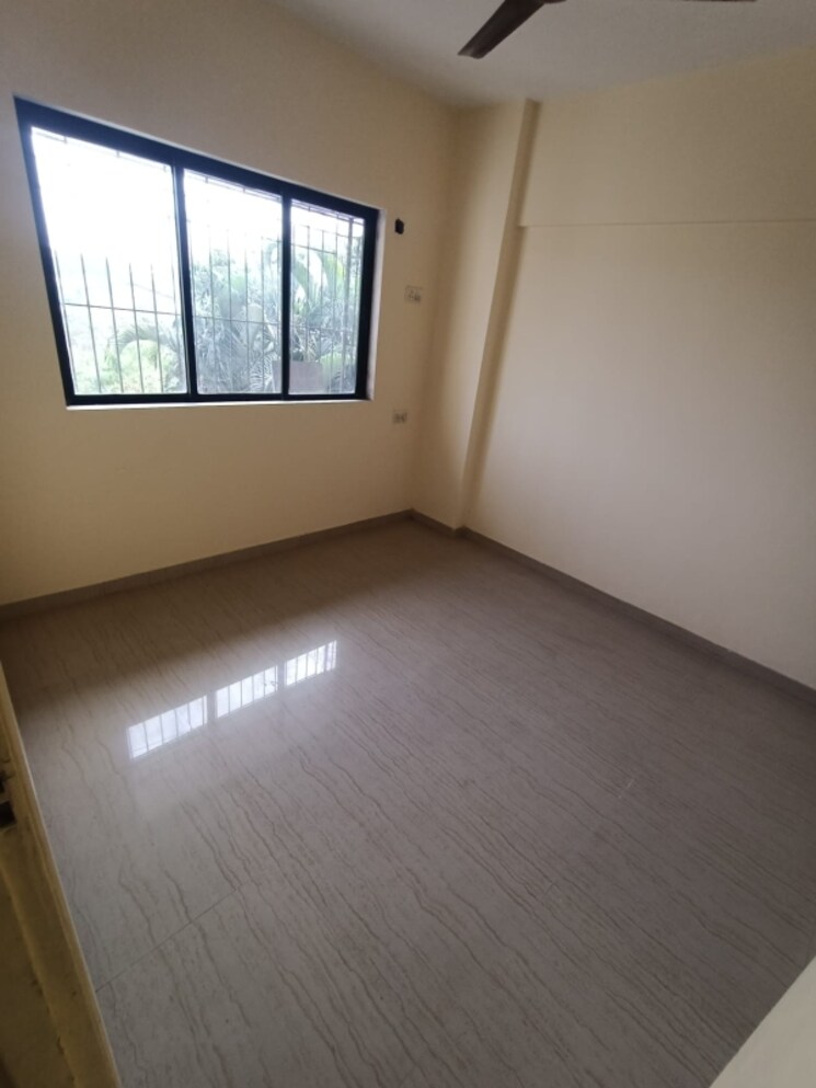 Room, unnati-woods-chs 1 Bedroom 400 Sq.Ft. Apartment In Kasarvadavali Thane 6269665