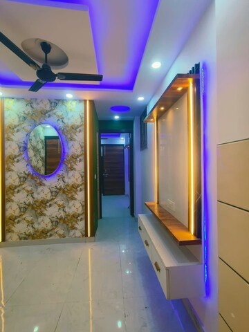 Furnished Amenities in 1 BHK Builder Floor at Dwarka Mor – for Sale