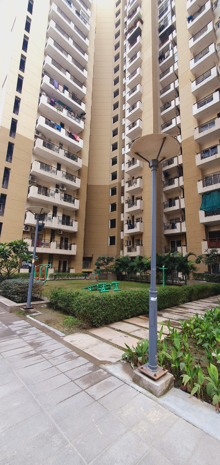 3 BHK Apartment For Resale in Nimbus Express Park View - II Gn Sector Chi V Greater Noida  6273636